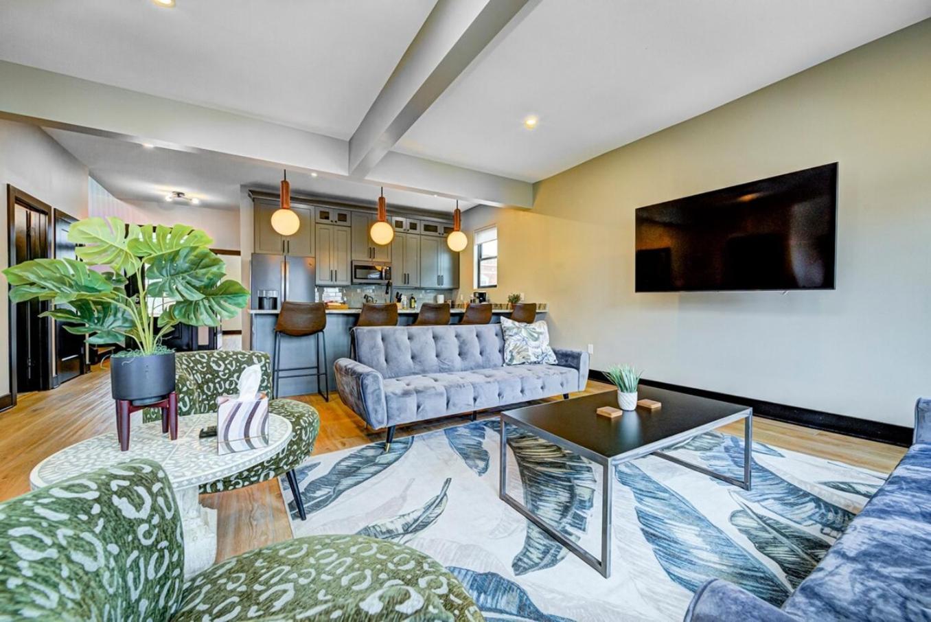 It'S All Good - Two Homes Sleeps 18 Indianapolis Extérieur photo
